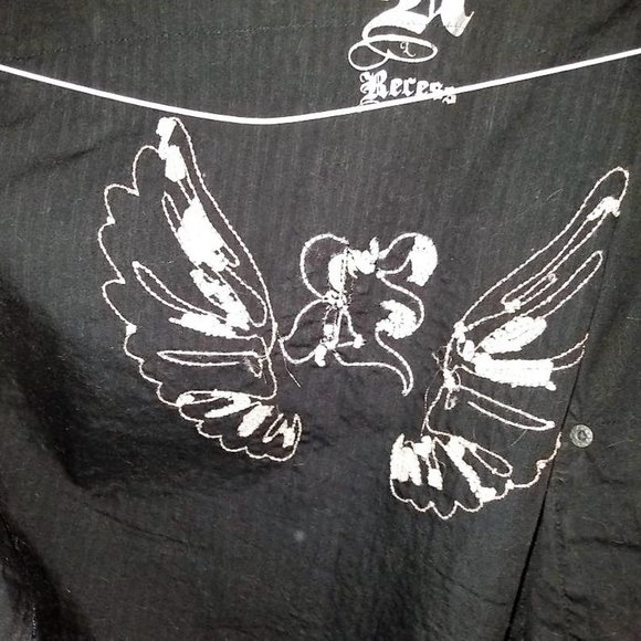 RECESS SHIRT short SLEEVE * BEADED DESIGN on back - Picture 2 of 5